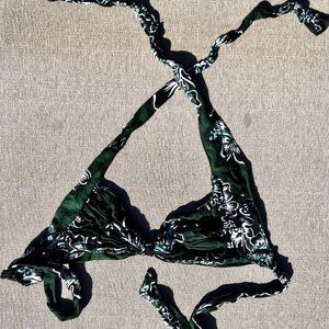 Hawaiian Patterned Green Bikini Cut Shirt